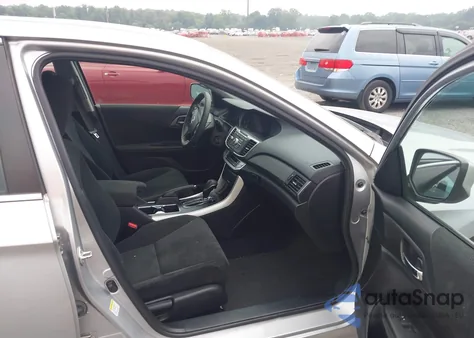 2013 Honda Accord Lx z USA, uszkodzony, nr VIN 1HGCR2F35DA183753